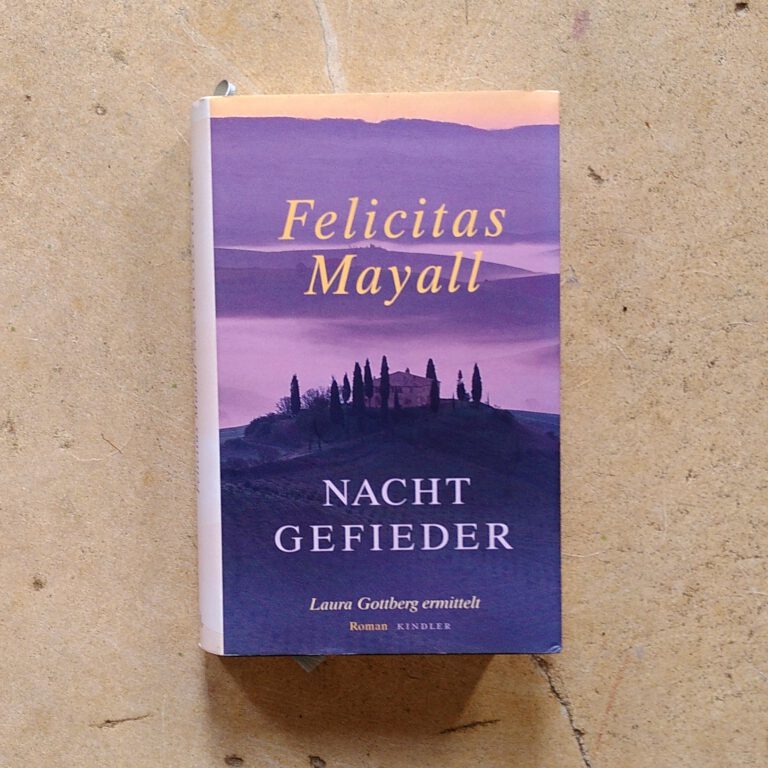 Felicitas Mayall - Nachtgefieder